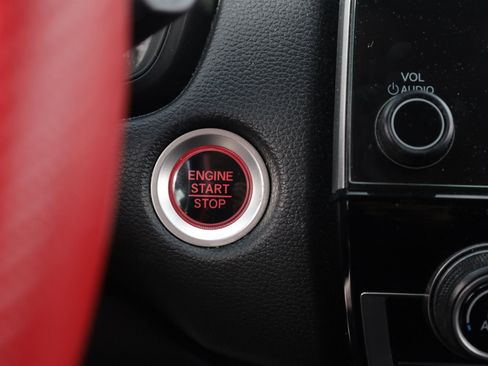 Used 2021 Honda CR-V Special Edition image 8