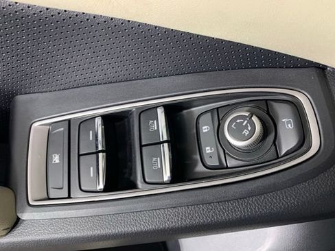 Used 2026 Subaru Ascent Limited AWD/4WD image 34