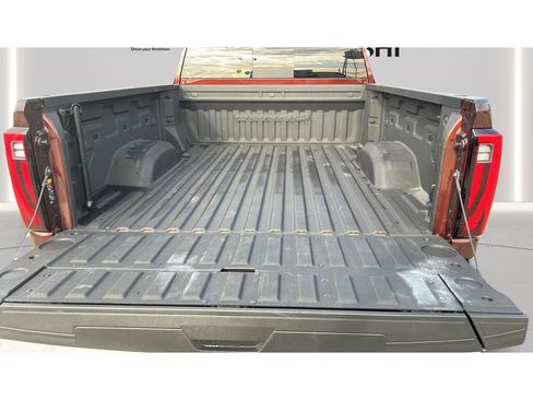 Used 2024 GMC Sierra 2500 Denali Ultimate image 31