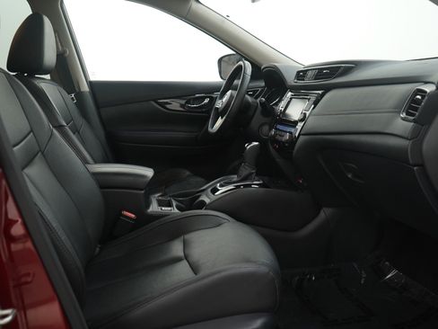 Used 2020 Nissan Rogue SL w/ Premium Package image 13