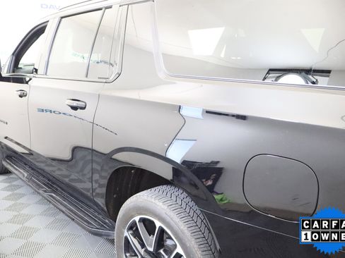 Used 2025 Chevrolet Suburban RST w/ Comfort Package AWD/4WD image 11