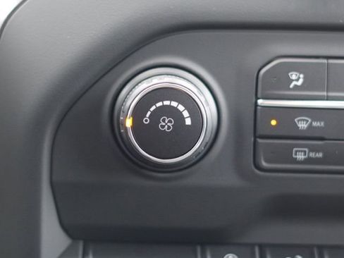 Used 2021 Chevrolet Silverado 1500 Custom Trail Boss w/ Safety Confidence Package image 33