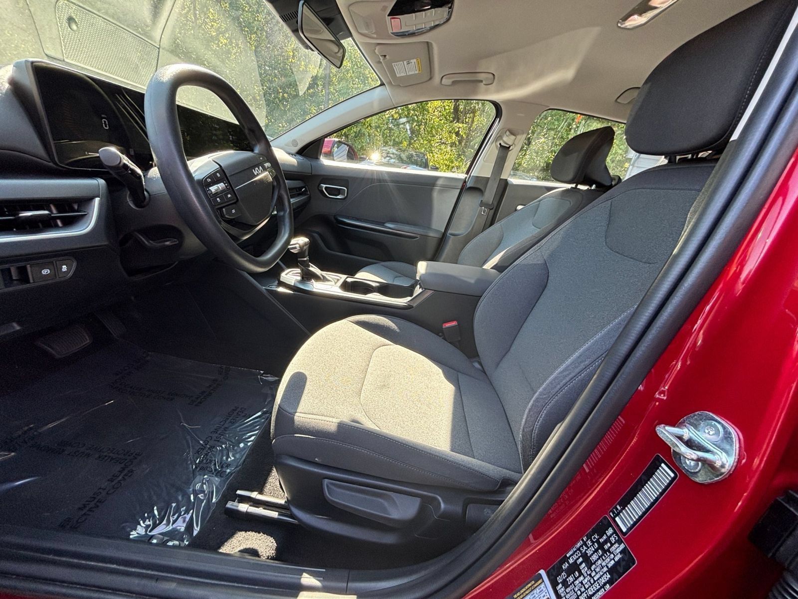 Used 2025 Kia K4 FWD image 22