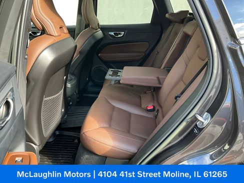 Used 2023 Volvo XC60 B5 Plus w/ Climate Package image 10