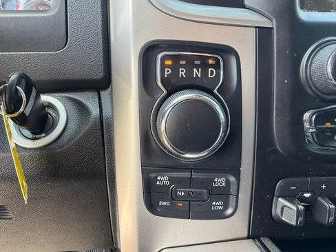 Used 2017 RAM 1500 Big Horn AWD/4WD image 40