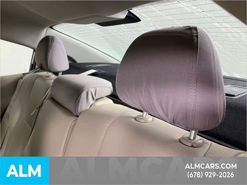 Used 2022 Subaru Legacy Limited w/ Popular Package #2 image 32