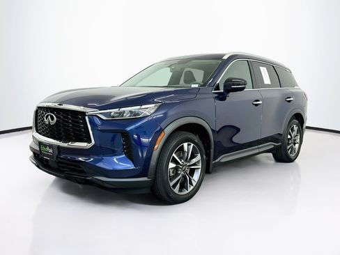 Used 2023 INFINITI QX60 Luxe w/ Vision Package AWD/4WD image 3
