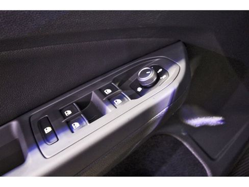 Used 2022 Volkswagen GTI SE image 23