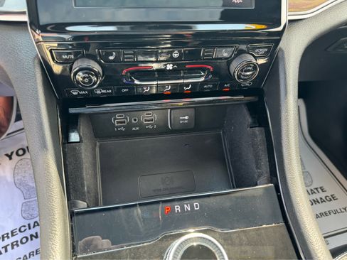 Used 2022 Jeep Grand Cherokee L Laredo AWD/4WD image 25
