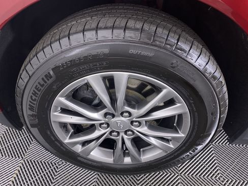 Certified 2022 Cadillac XT5 Premium Luxury image 16