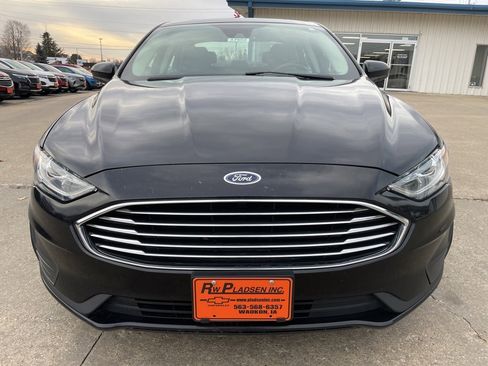 Used 2020 Ford Fusion SE image 21