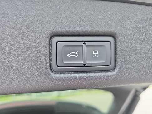 New 2025 Audi Q5 Premium Plus image 13