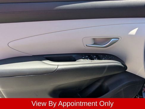 Used 2025 Hyundai Tucson SEL FWD image 11