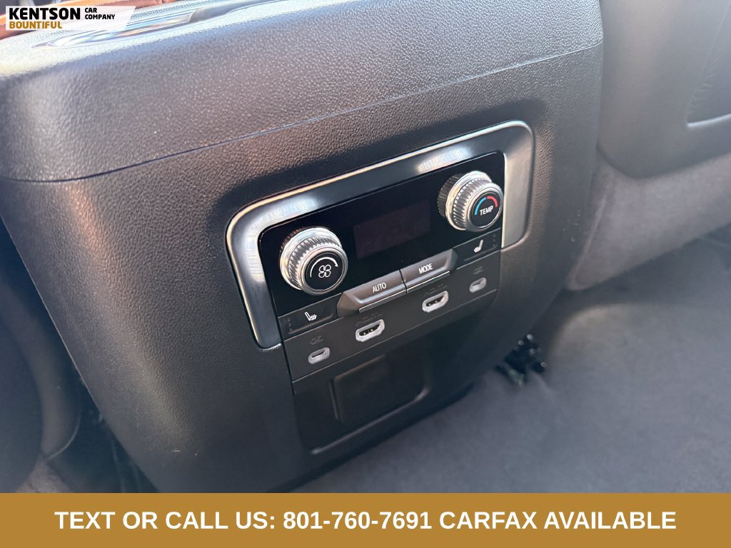Used 2024 GMC Yukon Denali Ultimate AWD/4WD image 39