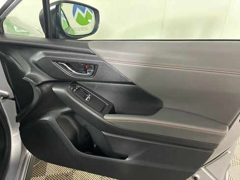 Used 2025 Subaru Crosstrek 2.5i Limited w/ Crosstrek Mirror Package image 36