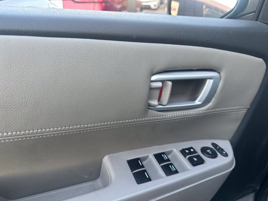 Used 2011 Honda Pilot EX-L image 7