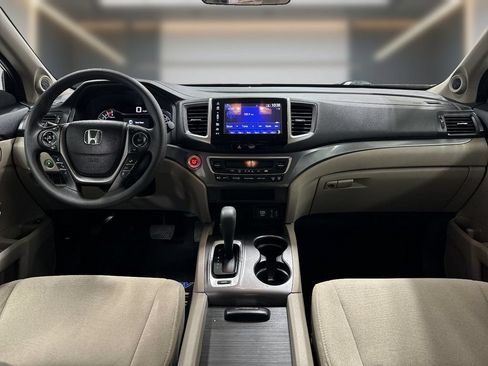 Used 2018 Honda Pilot EX image 18