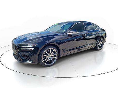 Certified 2025 Genesis G70 2.5T RWD image 5