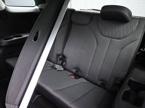 Certified 2021 Hyundai Palisade SEL w/ Cargo Package image 21