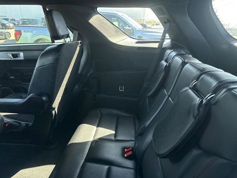 Certified 2023 Ford Explorer ST-Line w/ Class IV Trailer Tow Package AWD/4WD image 18