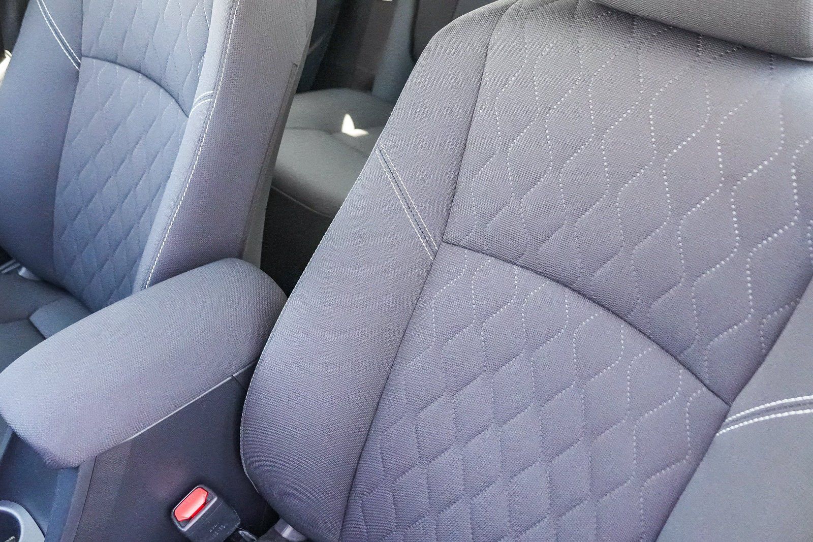 Used 2024 Toyota Corolla LE w/ LE Convenience Package FWD image 25