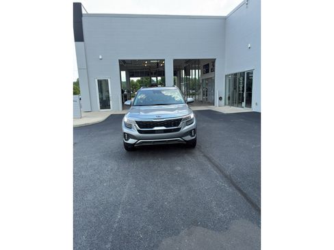 Used 2021 Kia Seltos SX w/ SX Sunroof Package AWD/4WD image 8