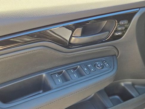 New 2026 Honda Odyssey Touring image 12