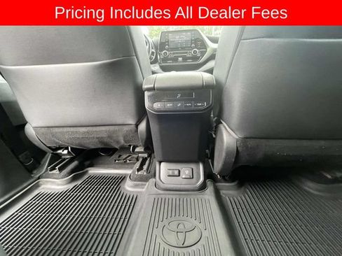 Used 2020 Toyota Highlander Limited AWD/4WD image 19
