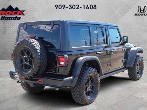 Used 2025 Jeep Wrangler Unlimited Sport AWD/4WD image 6