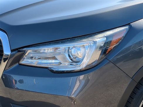 Used 2022 Subaru Ascent Touring image 7