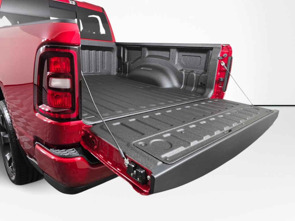 New 2026 RAM 1500 Express AWD/4WD image 16