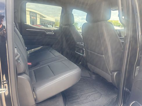Used 2023 GMC Sierra 1500 SLT RWD image 12