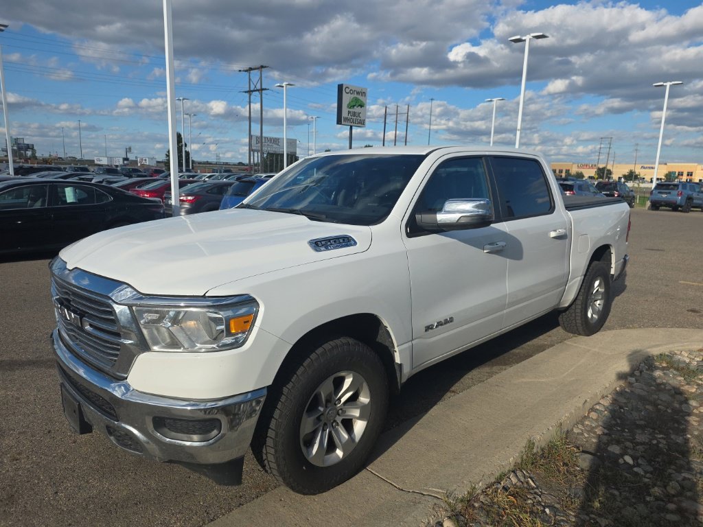 Used 2023 RAM 1500 Laramie AWD/4WD image 4