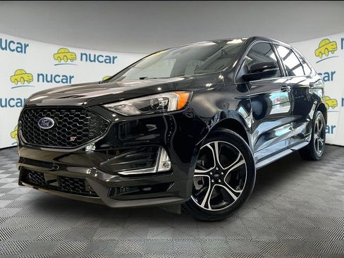 Used 2024 Ford Edge ST image 3