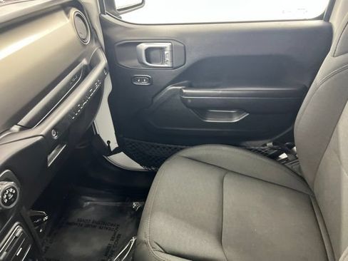 Used 2020 Jeep Wrangler Sport AWD/4WD image 20