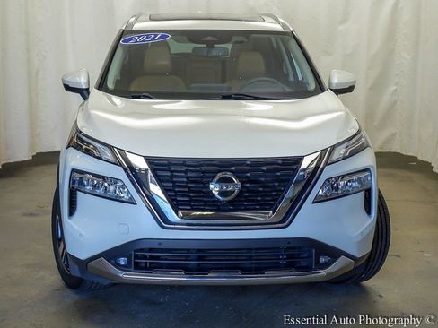 Used 2021 Nissan Rogue Platinum image 5