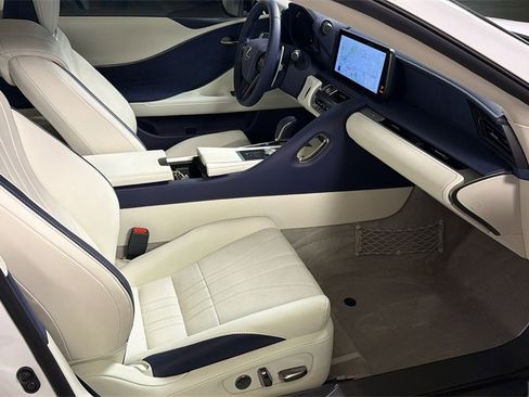 Certified 2025 Lexus LC 500 Coupe image 10