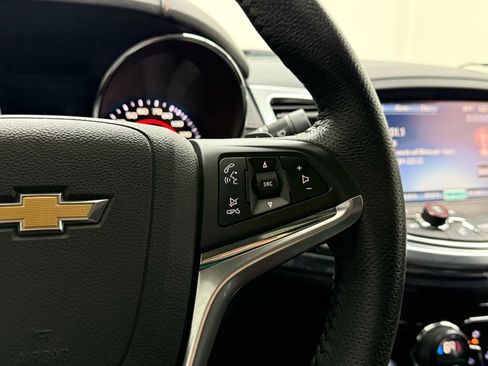 Used 2017 Chevrolet SS image 38