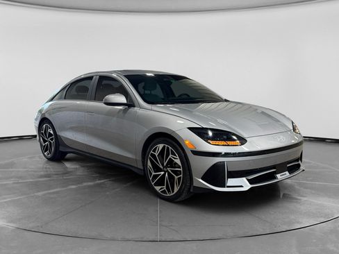 Used 2023 Hyundai Ioniq 6 SEL w/ Cargo Package AWD/4WD image 3