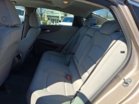 Used 2024 Chevrolet Malibu LT FWD image 20