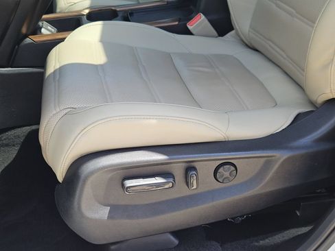 Used 2019 Honda CR-V EX-L image 25