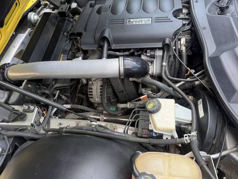 Used 2007 Pontiac Solstice Convertible w/ Premium Package RWD image 22
