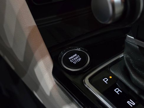 Used 2024 Kia Sportage EX image 33