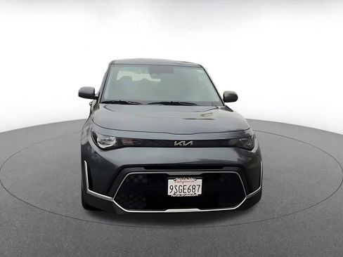 Used 2025 Kia Soul LX w/ LX Technology Package image 4