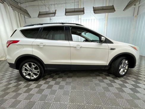 Used 2014 Ford Escape SE w/ Leather Comfort Package AWD/4WD image 19