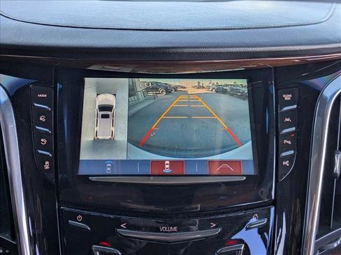 Used 2017 Cadillac Escalade ESV Luxury image 14
