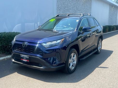 Used 2022 Toyota RAV4 XLE w/ Convenience Package AWD/4WD image 2