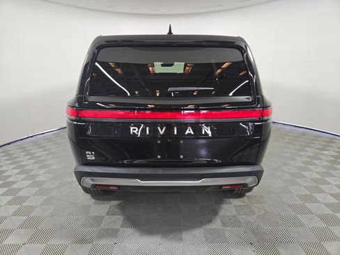 Used 2024 Rivian R1S Adventure AWD/4WD image 4