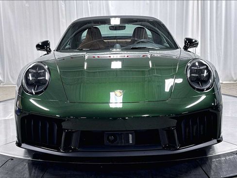 Used 2026 Porsche 911 Targa 4 GTS AWD/4WD image 12