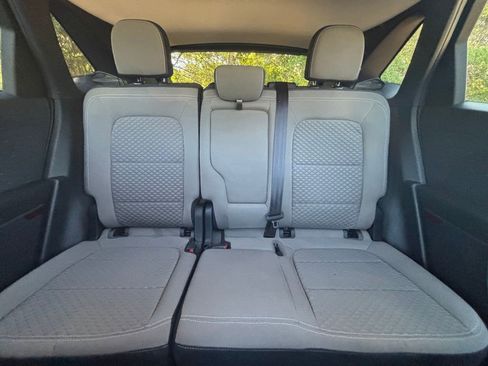Used 2020 Ford Escape SE FWD image 17